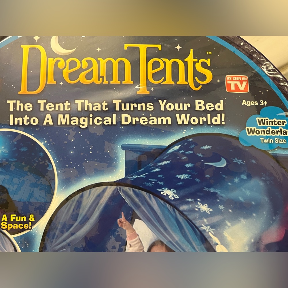 Dream Tents Winter Wonderland Twin Size Pop Up
Bed Tent